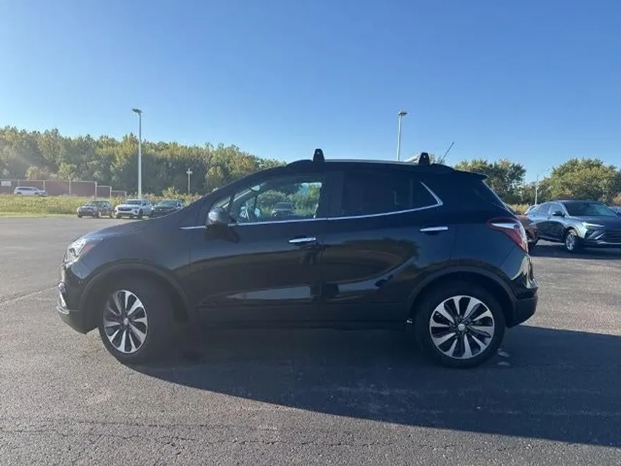 2022 Buick Encore Preferred photo 1