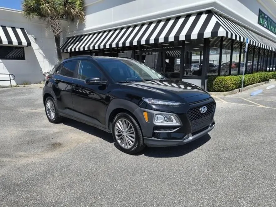 2020 Hyundai Kona SEL Plus photo 1