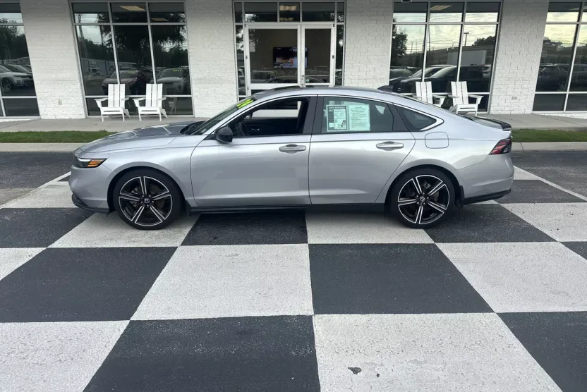 2024 Honda Accord Hybrid Sport photo 1