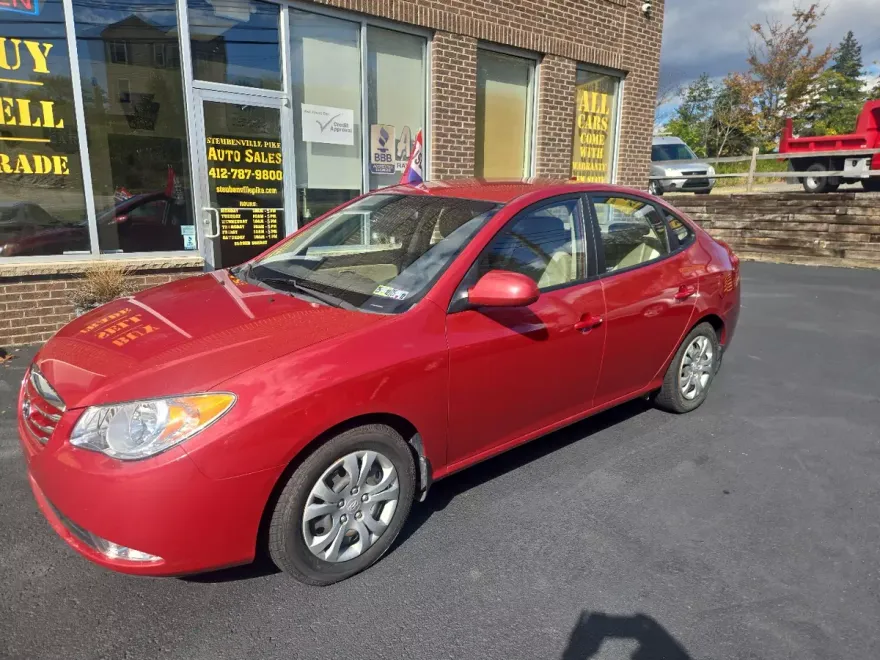 2010 Hyundai Elantra SE photo 1