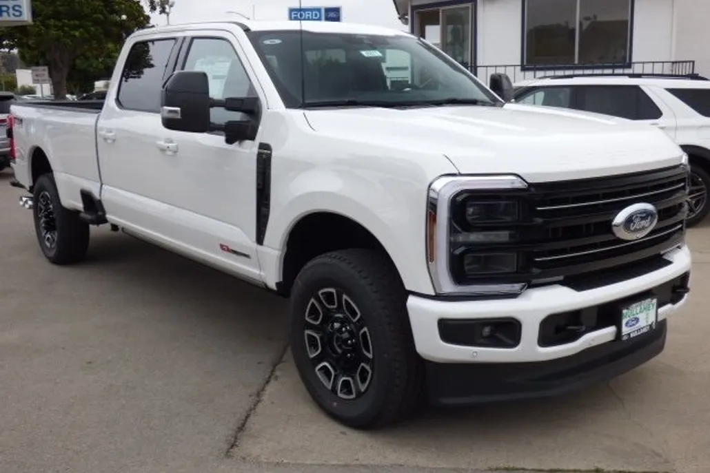 2026 Ford F-350 photo 1