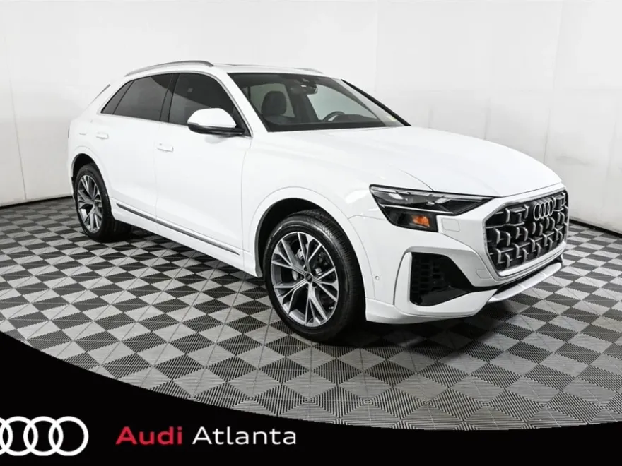 2025 Audi Q8 55 Premium photo 1