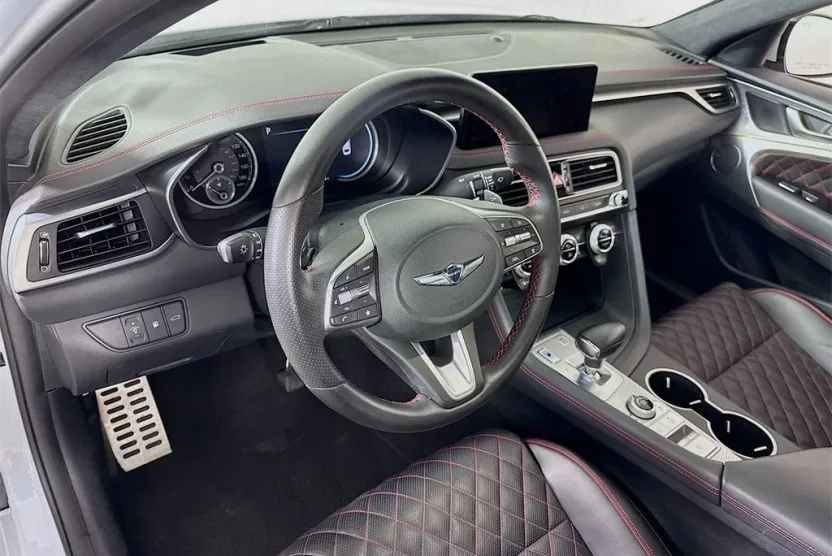 2022 Genesis G70 3.3T photo 1