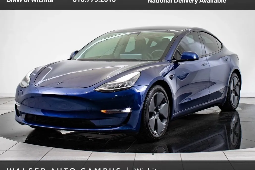 2021 Tesla Model 3 Long Range photo 1