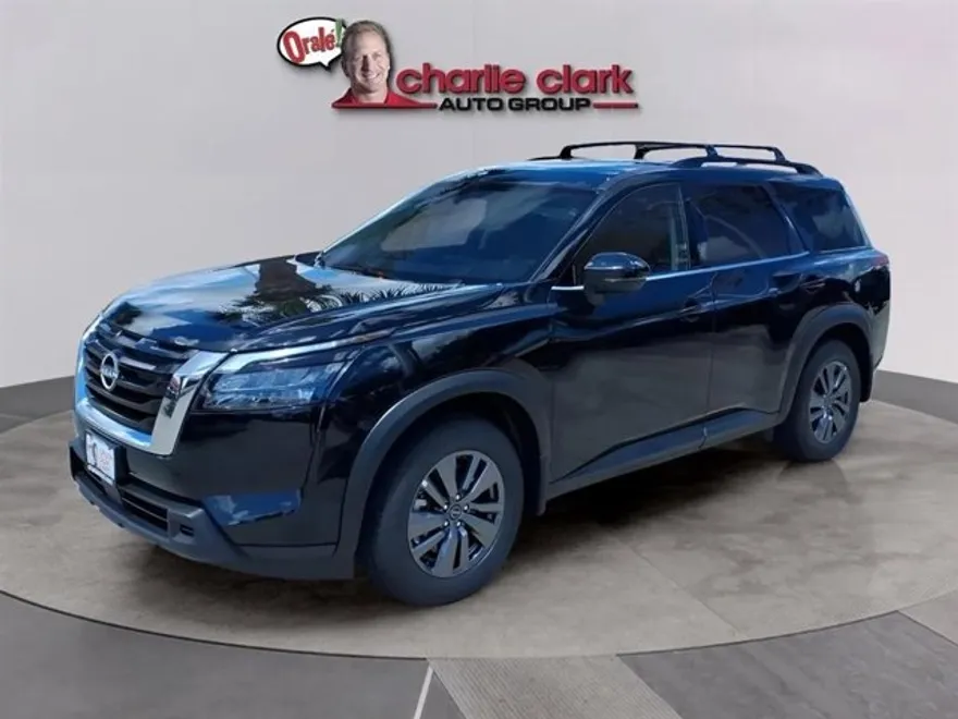 2025 Nissan Pathfinder SV photo 1