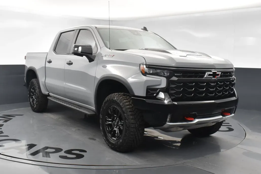 2024 Chevrolet Silverado 1500 ZR2 photo 1