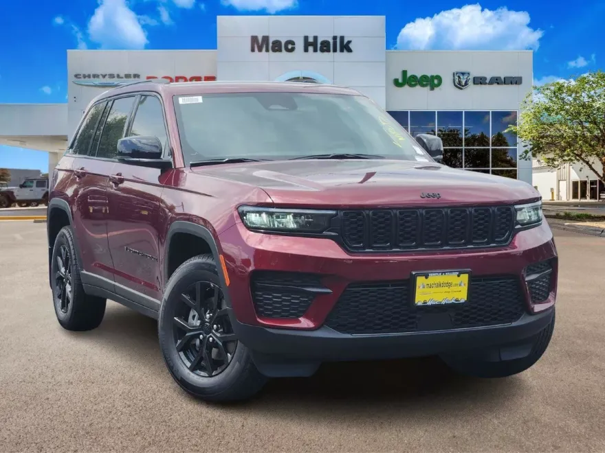 2025 Jeep Grand Cherokee Altitude photo 1