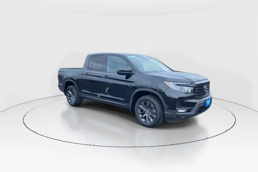 2023 Honda Ridgeline Sport photo 1
