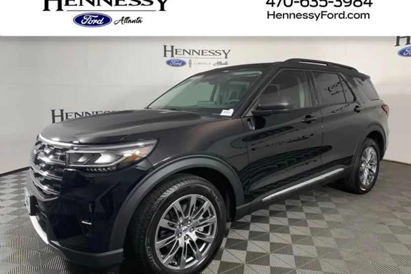 2025 Ford Explorer photo 1
