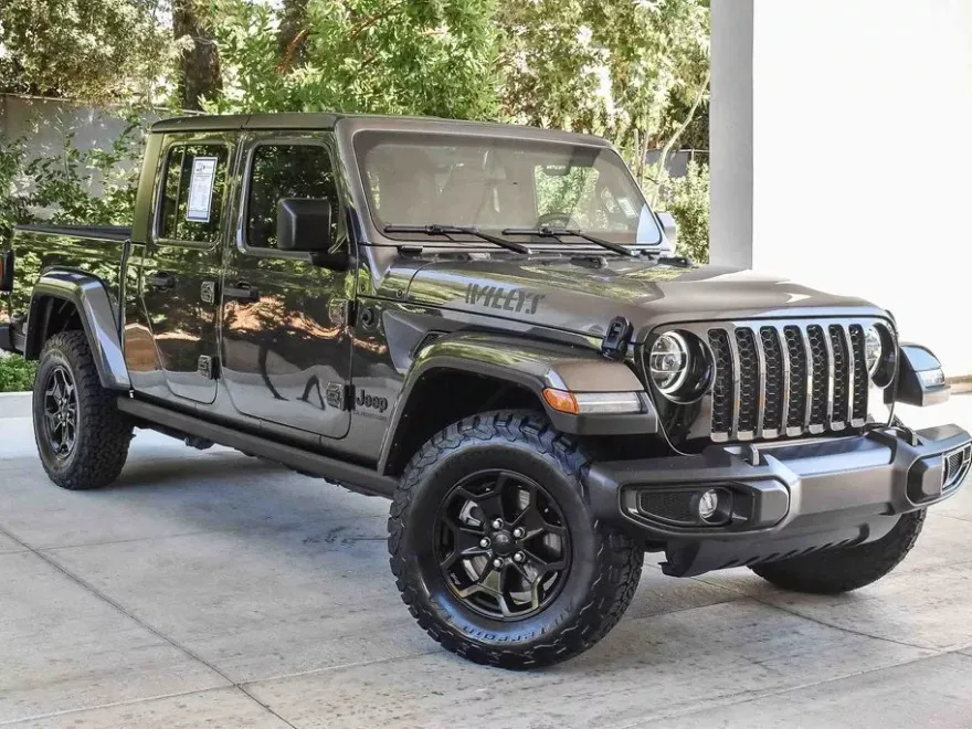 2022 Jeep Gladiator Willys photo 1