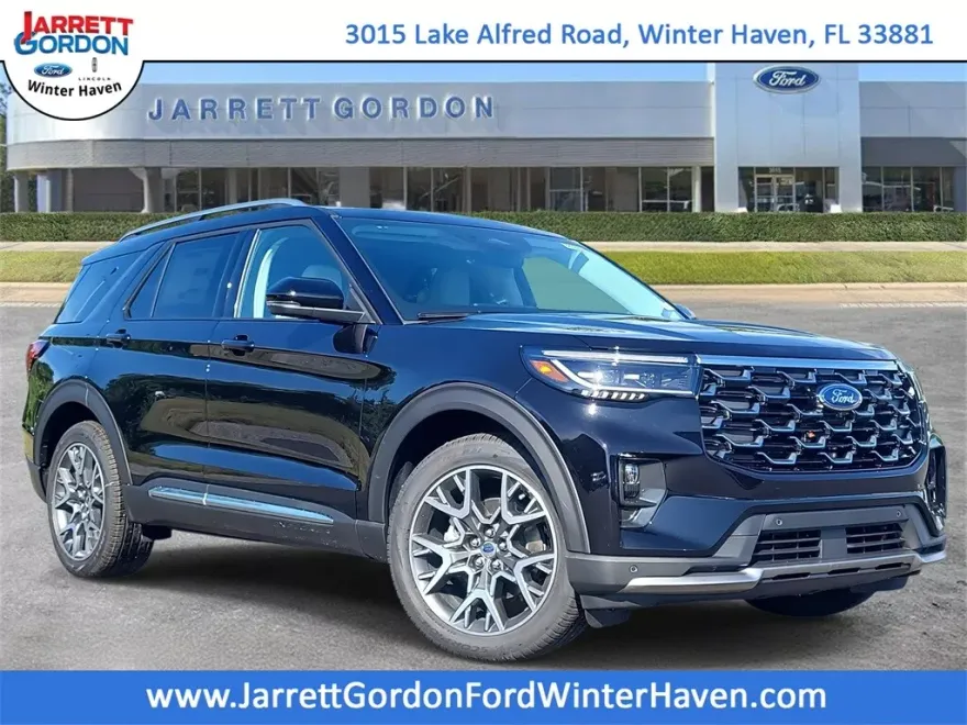2025 Ford Explorer Platinum photo 1