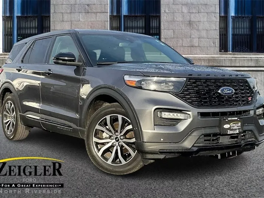 2021 Ford Explorer ST photo 1