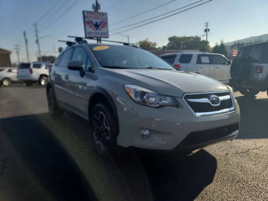 2015 Subaru Crosstrek 2.0i Premium photo 1