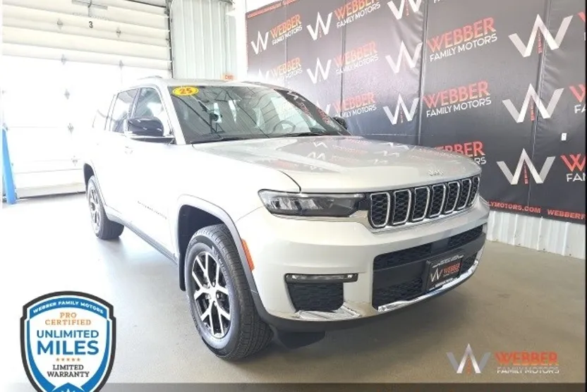 2025 Jeep Grand Cherokee Limited photo 1