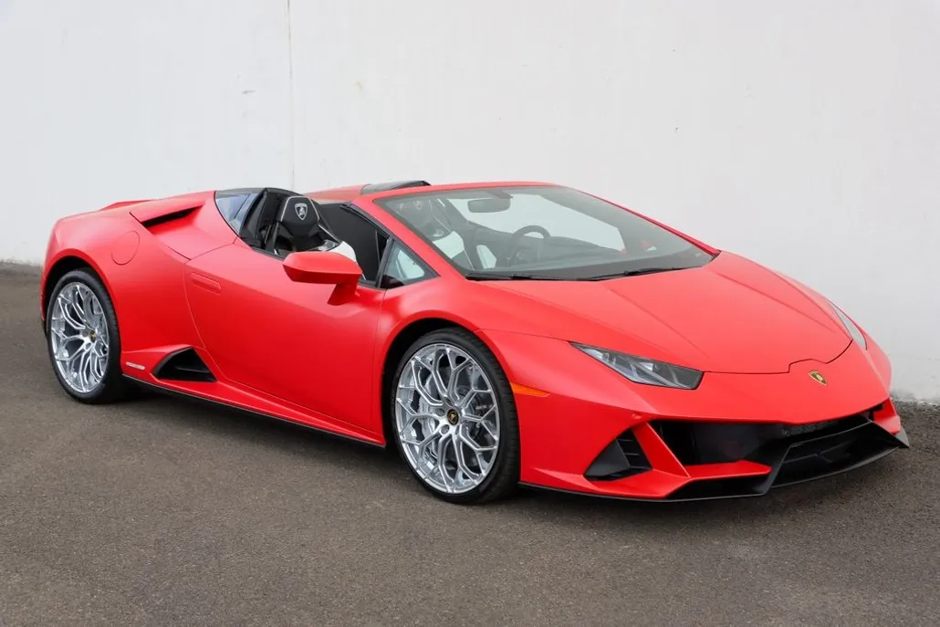 2024 Lamborghini Huracan Evo Spyder photo 1