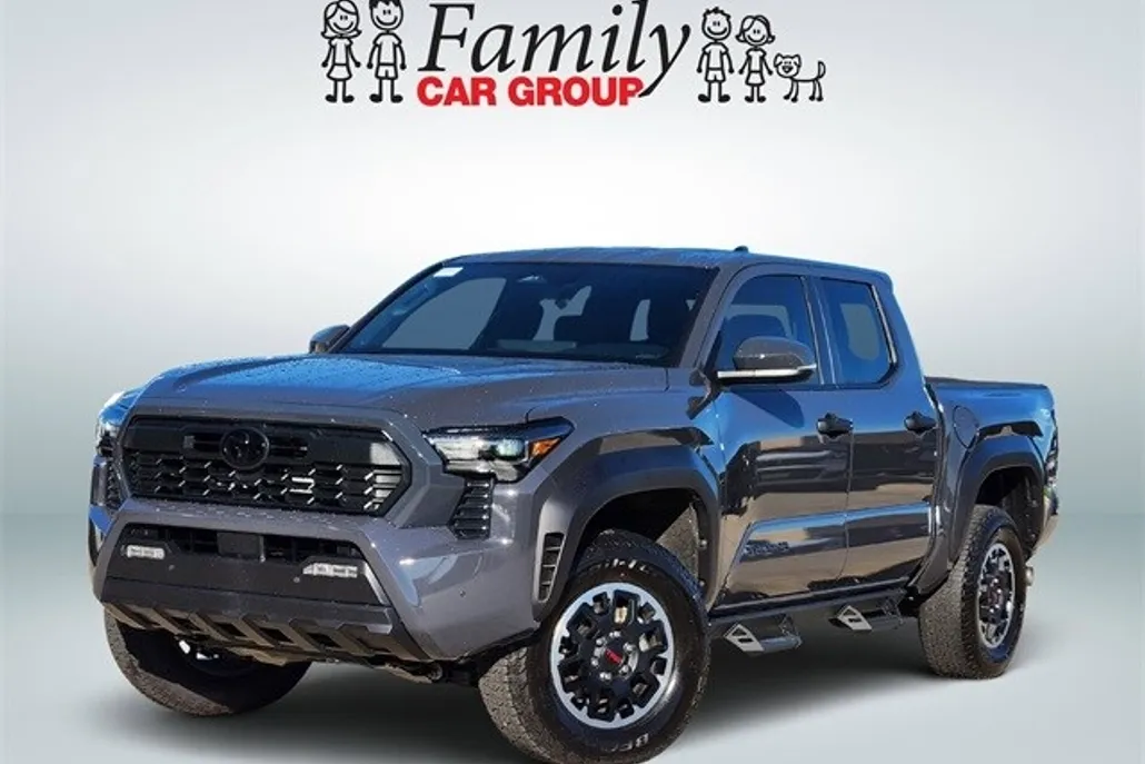 2025 Toyota Tacoma TRD Double Cab photo 1