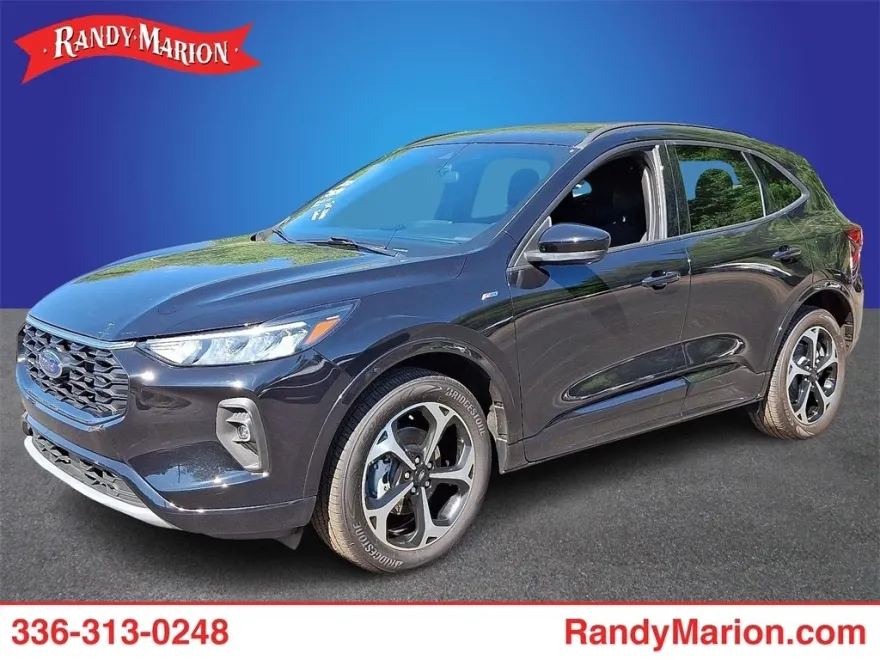 2023 Ford Escape ST-Line Select photo 1