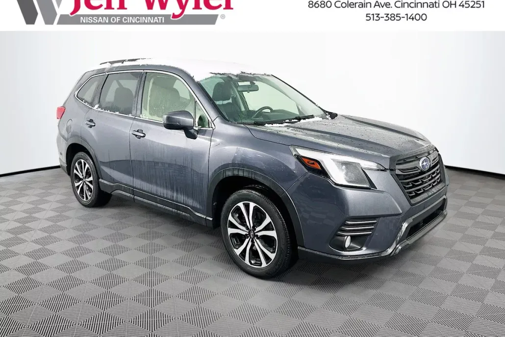2022 Subaru Forester Limited photo 1