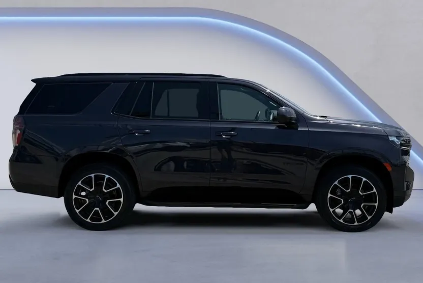 2023 Chevrolet Tahoe RST photo 1
