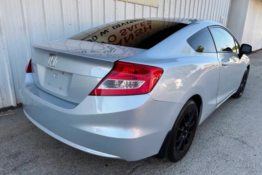 2012 Honda Civic LX photo 1
