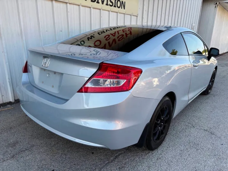 2012 Honda Civic LX photo 1