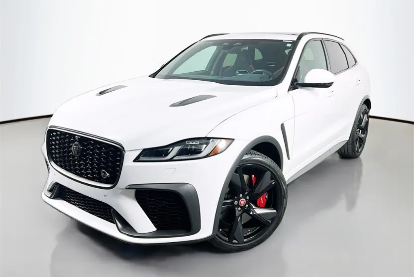 2023 Jaguar F-PACE SVR photo 1