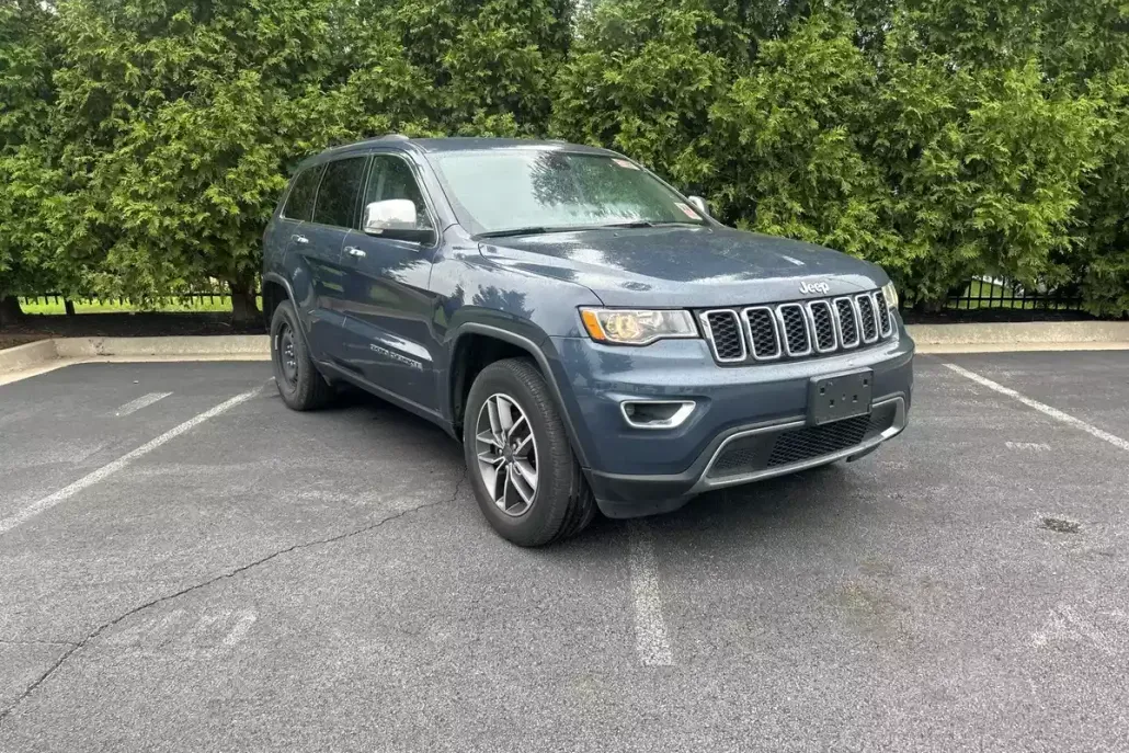 2019 Jeep Grand Cherokee Limited photo 1