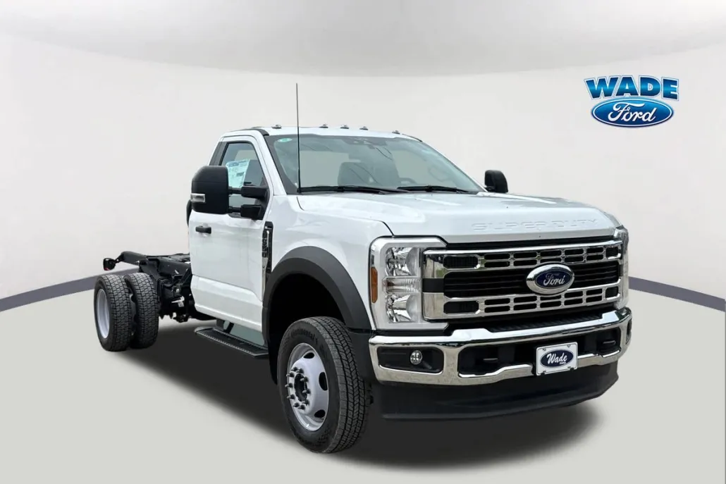 2024 Ford F-550 XL photo 1