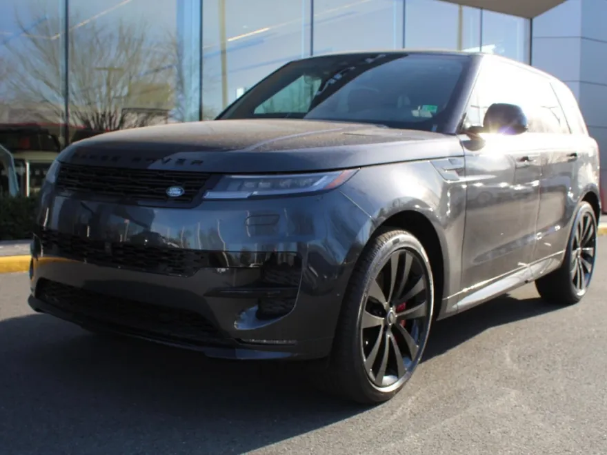 2025 Land Rover Range Rover Sport SE photo 1