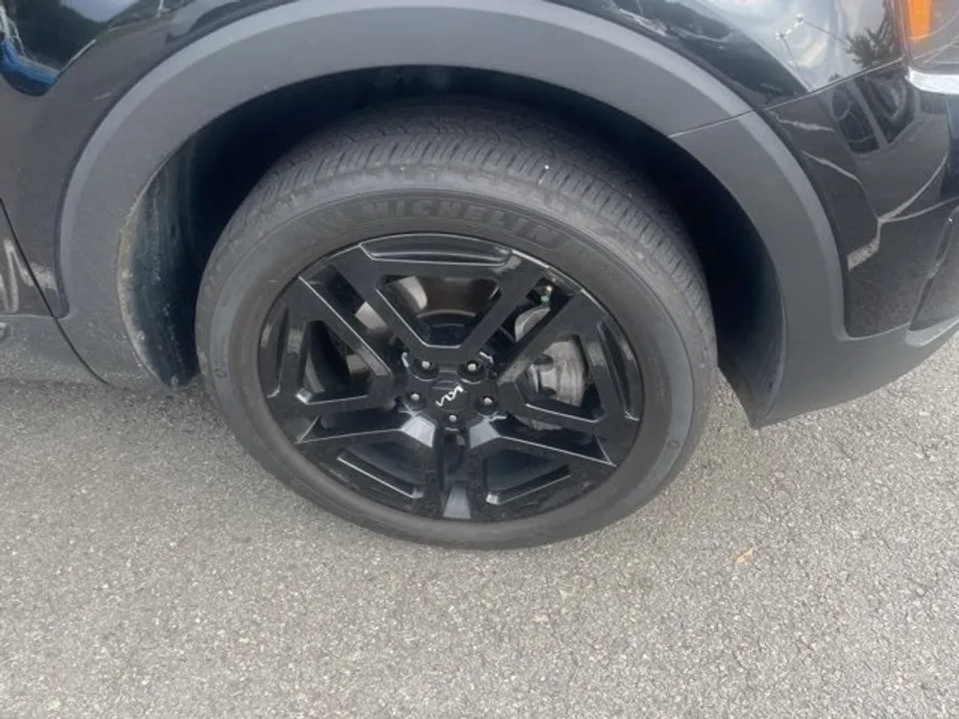 2024 Kia Telluride X-Line photo 1