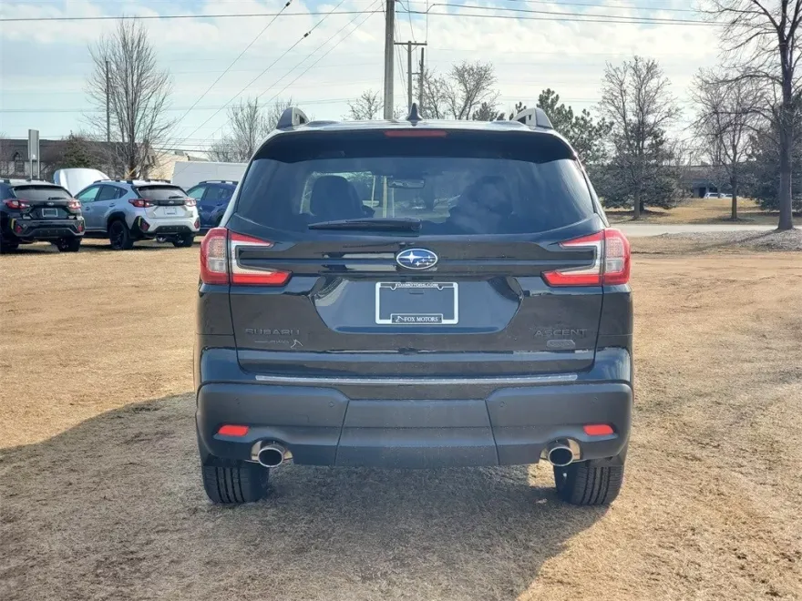 2025 Subaru Ascent Onyx Edition Touring photo 1