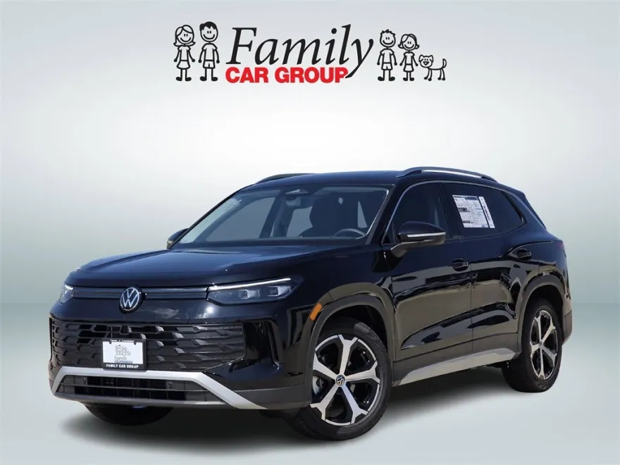2025 Volkswagen Tiguan SE photo 1