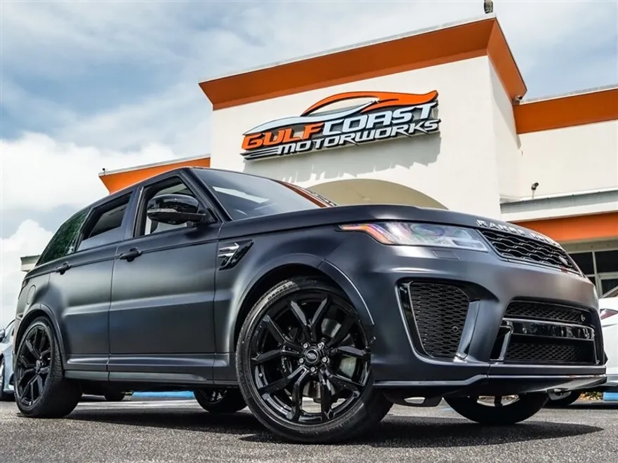 2022 Land Rover Range Rover Sport SVR photo 1