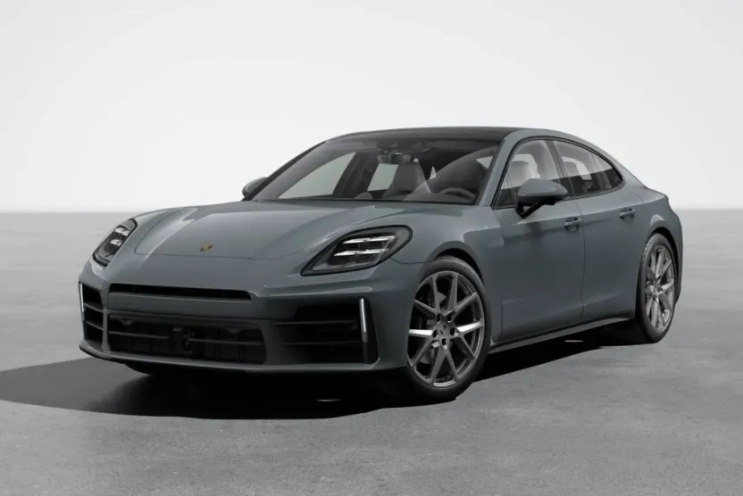 2026 Porsche Panamera 4 photo 1