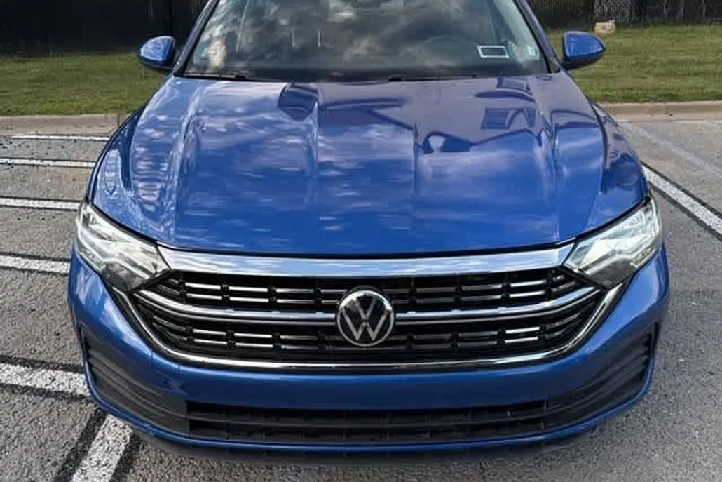 2023 Volkswagen Jetta 1.5T S photo 1