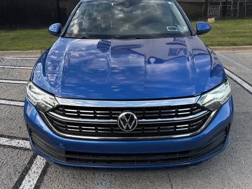 2023 Volkswagen Jetta 1.5T S photo 1