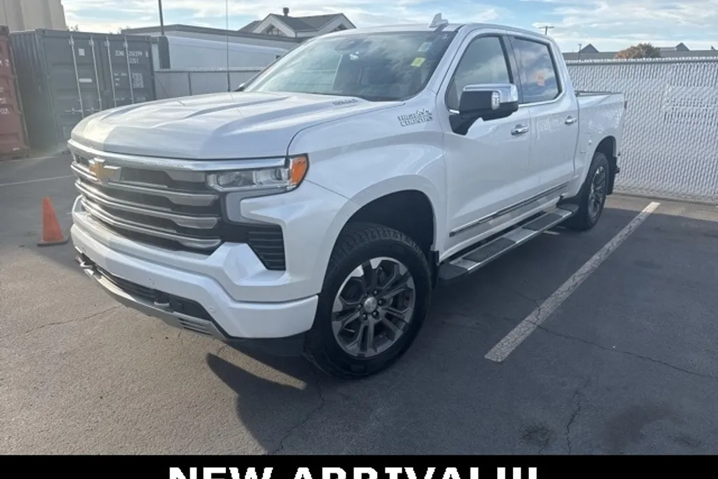 2023 Chevrolet Silverado 1500 High Country photo 1