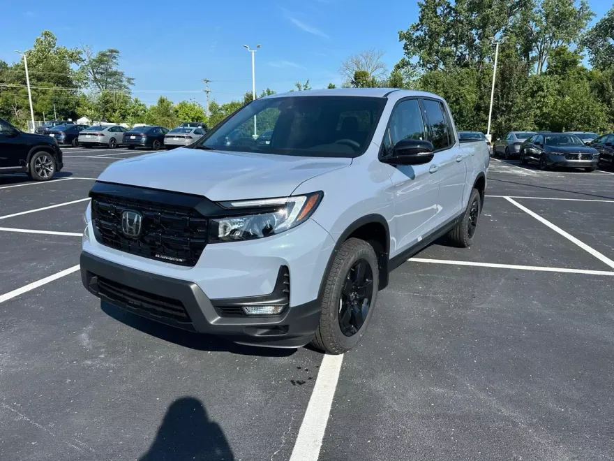 2025 Honda Ridgeline Black Edition photo 1