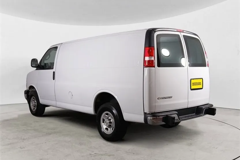 2023 Chevrolet Express 2500 Cargo photo 1