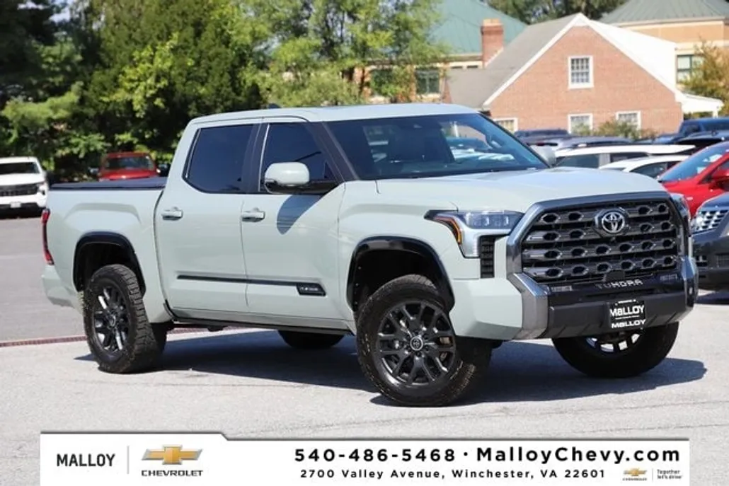 2024 Toyota Tundra Platinum CrewMax photo 1