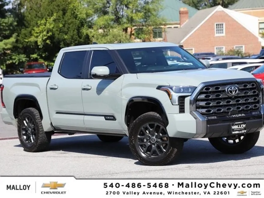 2024 Toyota Tundra Platinum CrewMax photo 1