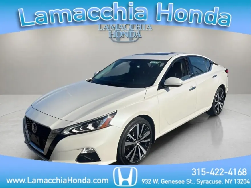 2021 Nissan Altima 2.5 Platinum photo 1