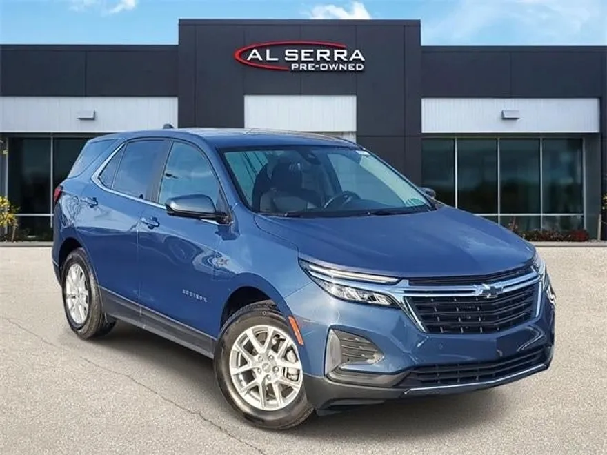 2024 Chevrolet Equinox LT photo 1