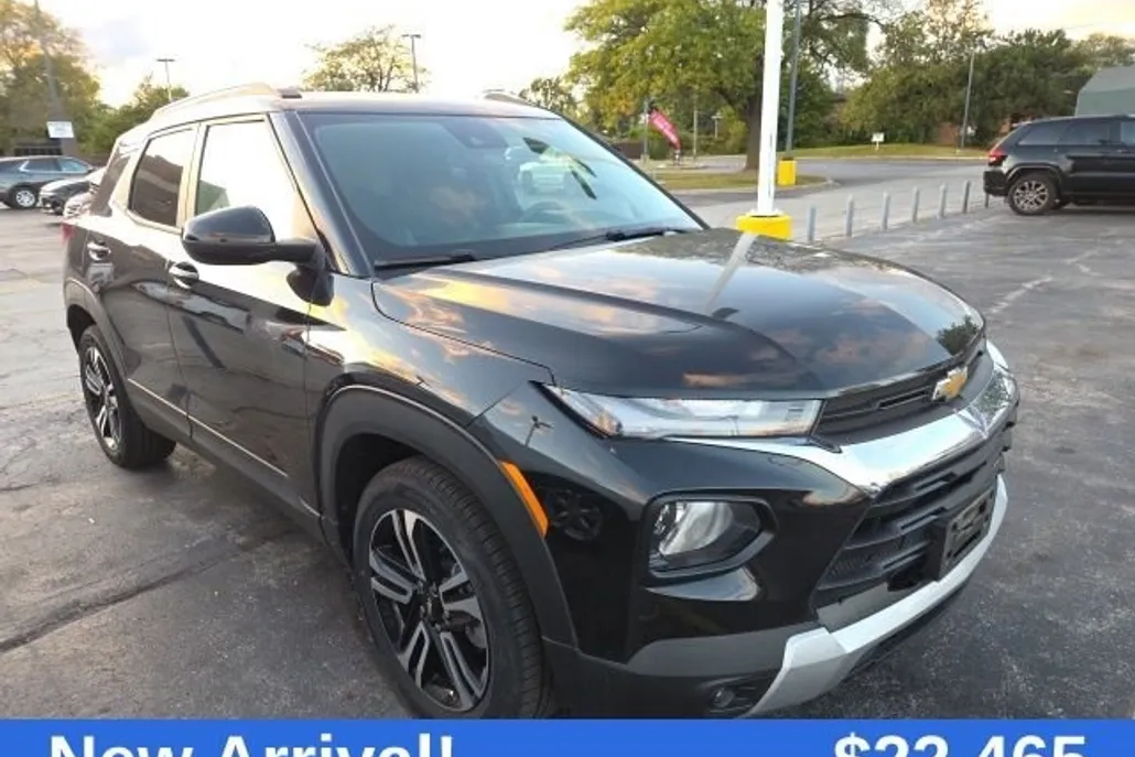 2023 Chevrolet Trailblazer LT photo 1