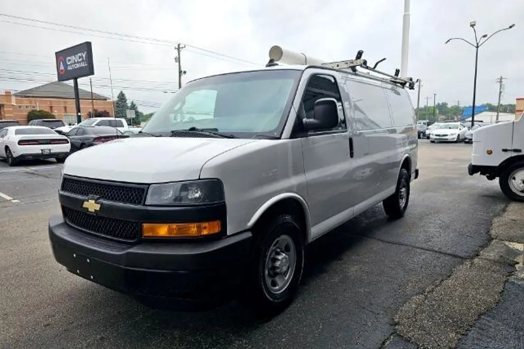 2018 Chevrolet Express Cargo Van photo 1