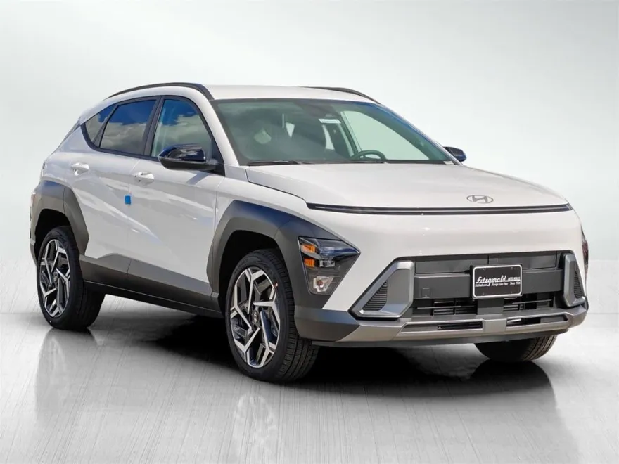2026 Hyundai Kona SEL photo 1