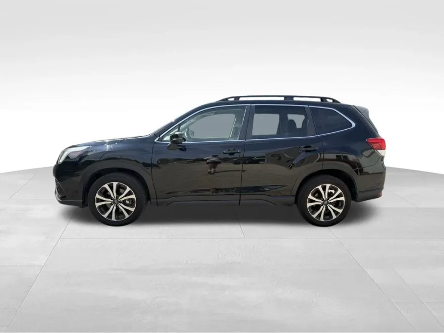2023 Subaru Forester Limited photo 1