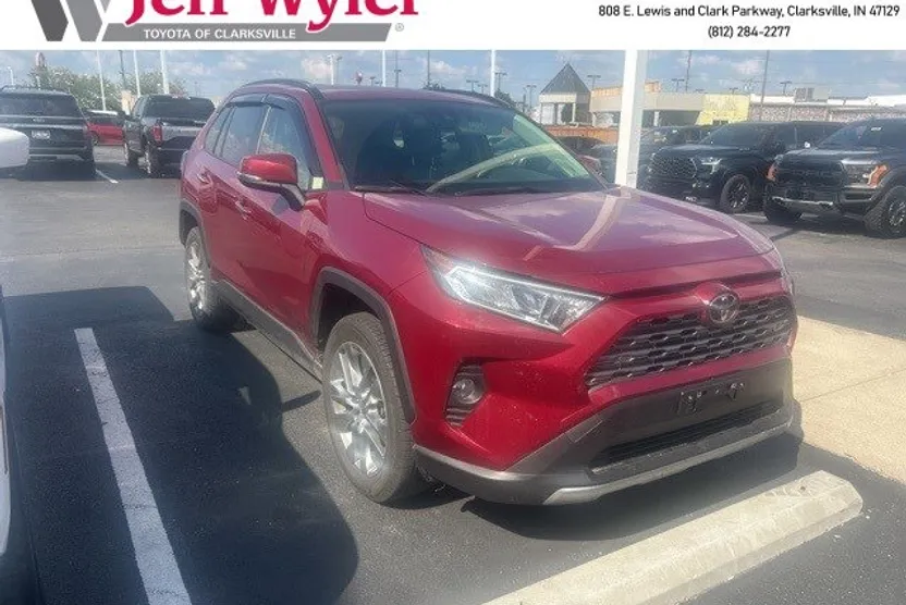 2021 Toyota RAV4 Limited photo 1