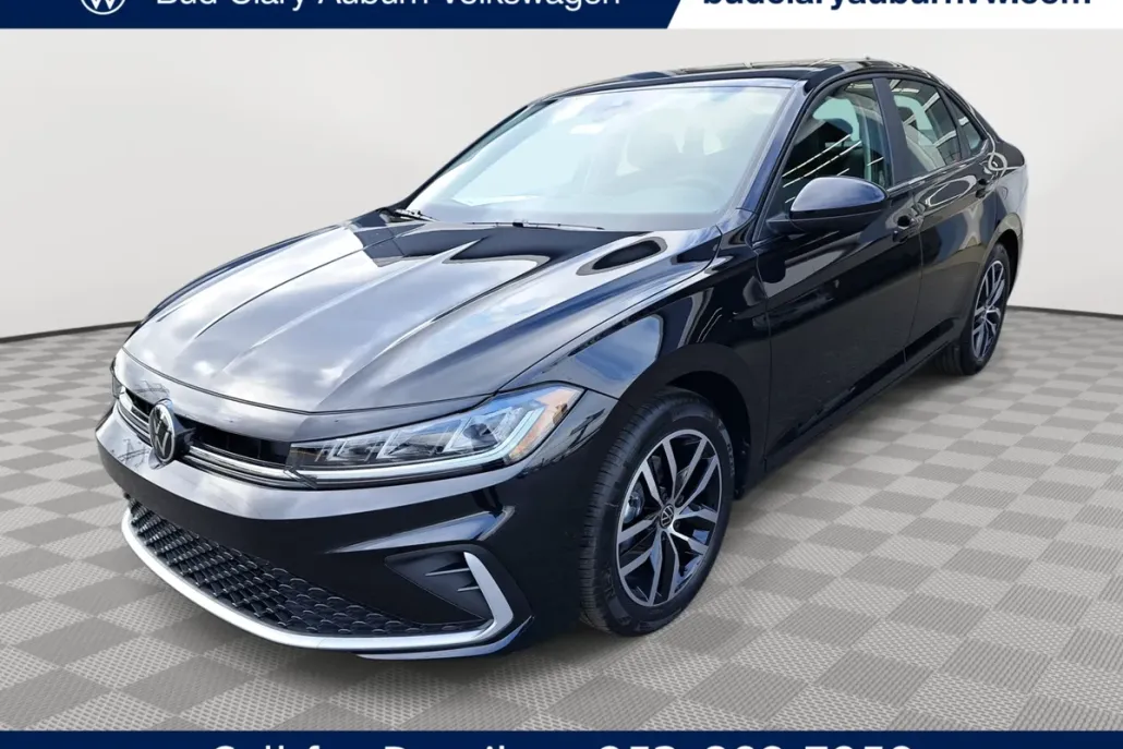 2025 Volkswagen Jetta SE photo 1