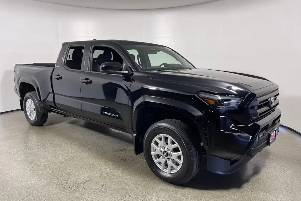 2025 Toyota Tacoma SR5 4x4 Double Cab Long Bed photo 1